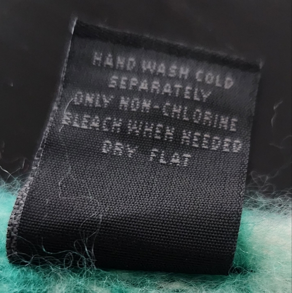 Soft Colorful Wrap - Picture 4 of 4